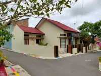 Omah Tawang Homestay Temanggung Hotels in Temanggung