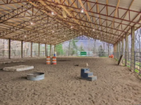 Cabin w/ Fire Pit: 7 Mi to Downtown Morganton! Hotels in Morganton