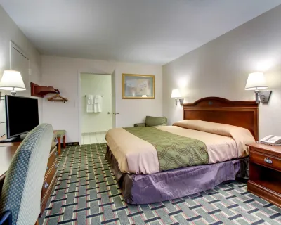Econo Lodge Hotels in Meridian