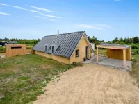 "Thorid" - 800m from the Sea