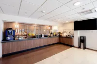 City Express by Marriott Ciudad del Carmen - Aamiainen