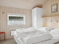 "Swanhild" - 900m from the Sea