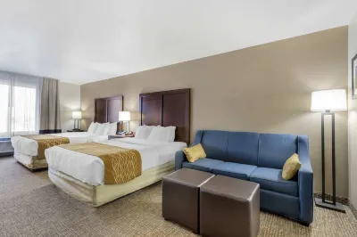 Comfort Inn & Suites Mitchell I-90
