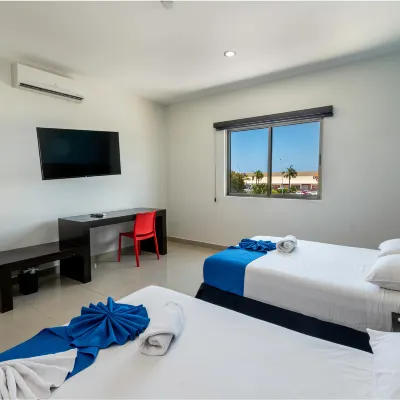 Hotel Ambra Các khách sạn gần Trung tâm mua sắm Plaza Playacar