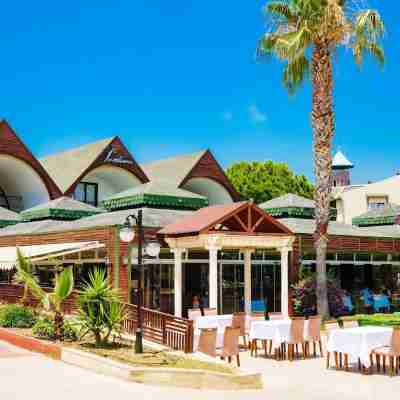 Oz Hotels İncekum Beach Resort Hotel Exterior