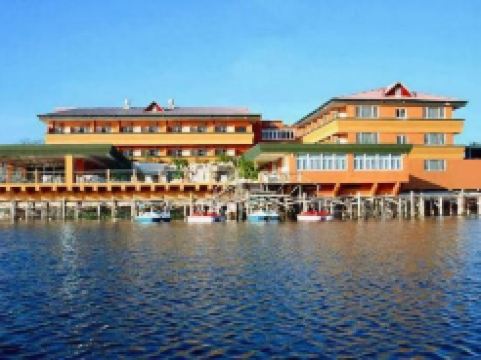 Peten Esplendido Hotel and Conference Center