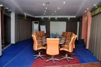 Golden Tulip Port Harcourt-Guest Room - โฮมสเตย์