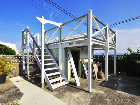 Pension Coral Отели рядом с достопримечательностью «Остров Кури»