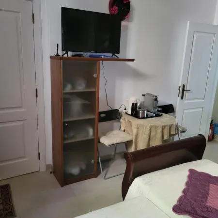 Sintra Lousa Twin Guest Room with Private Bathroom Отели рядом с достопримечательностью «Железнодорожный вокзал Синтра»