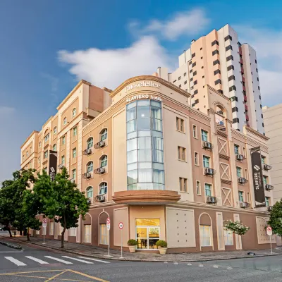 Hotel Rockefeller by Slaviero Hotéis Hotéis próximos à(ao) Pontifical Catholic University of Paraná, Curitiba Campus