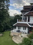 Maesa Greenery Hill