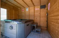 Family Holiday Home With Hot Tub Sleeps 8 Hotels in Telscombe Cliffs
