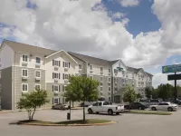 WoodSpring Suites San Antonio North Live Oak I-35 فنادق في Live Oak