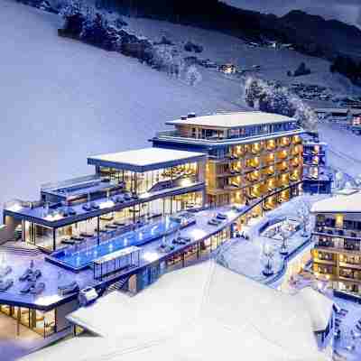 Das Edelweiss - Salzburg Mountain Resort Hotel Exterior