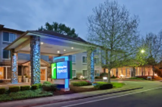 Holiday Inn Express CORVALLIS-ON THE RIVER by IHG