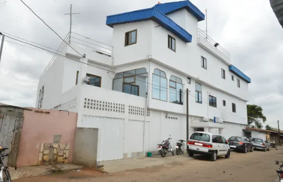 洛巴爾住宅式酒店