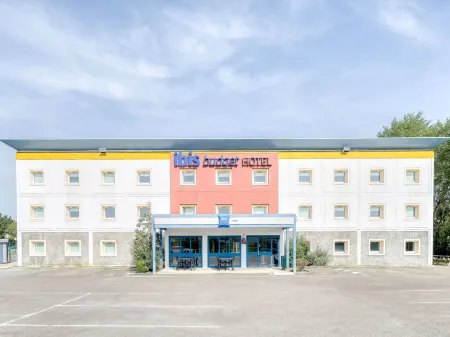 Ibis Budget Versailles - Trappes Отели в г. Трап