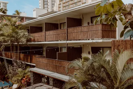 White Sands Hotel Отели рядом с достопримечательностью «Кугайо Бич Парк»