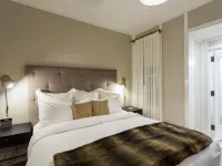 Hgu New York Hotels near Ralph Bunche Park