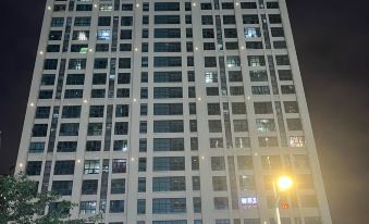 Ruitong Homestay (Baijie Jin Street)