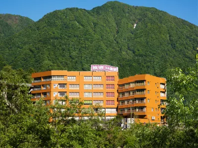 Kurobe UnazukiOnsen Togen Hotels near Tsukimijima no Shimizu