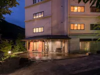 Ukiha Hotels in Hita