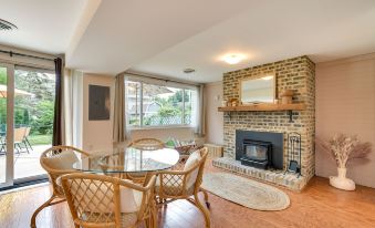 Glen Ellyn Home Walk to Downtown Dining and Shops!
