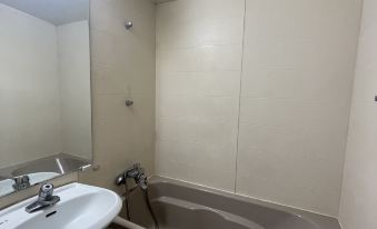 2. 평창 HOTEL..