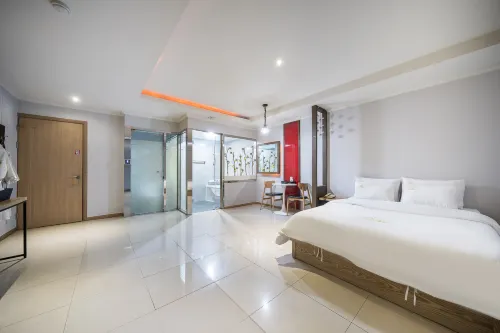 Bucheon (Nambu Station) Kara