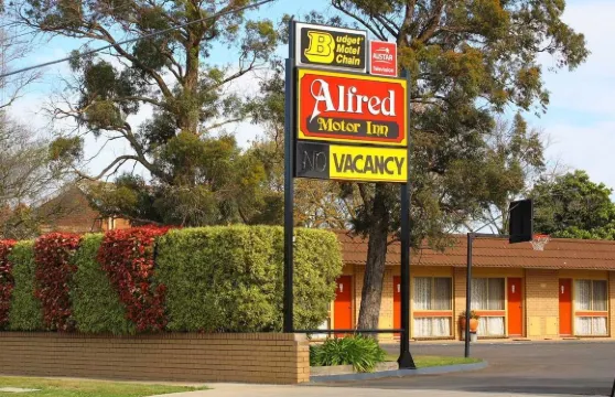 阿爾弗雷德汽車旅館