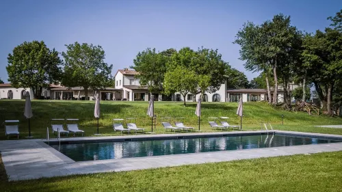 Borgo la Chiaracia Resort & Spa Hôtels à : Acquapendente