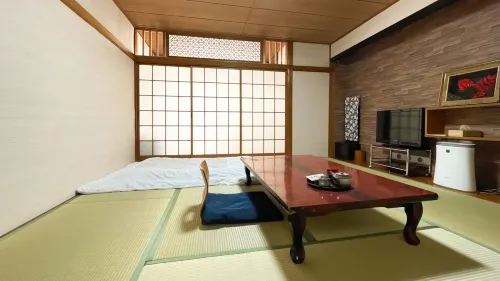 Emiya Ryokan - Parking