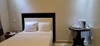 Traveller's Stay - Motels
