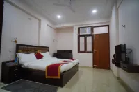 Shri Ram Paying Guest House