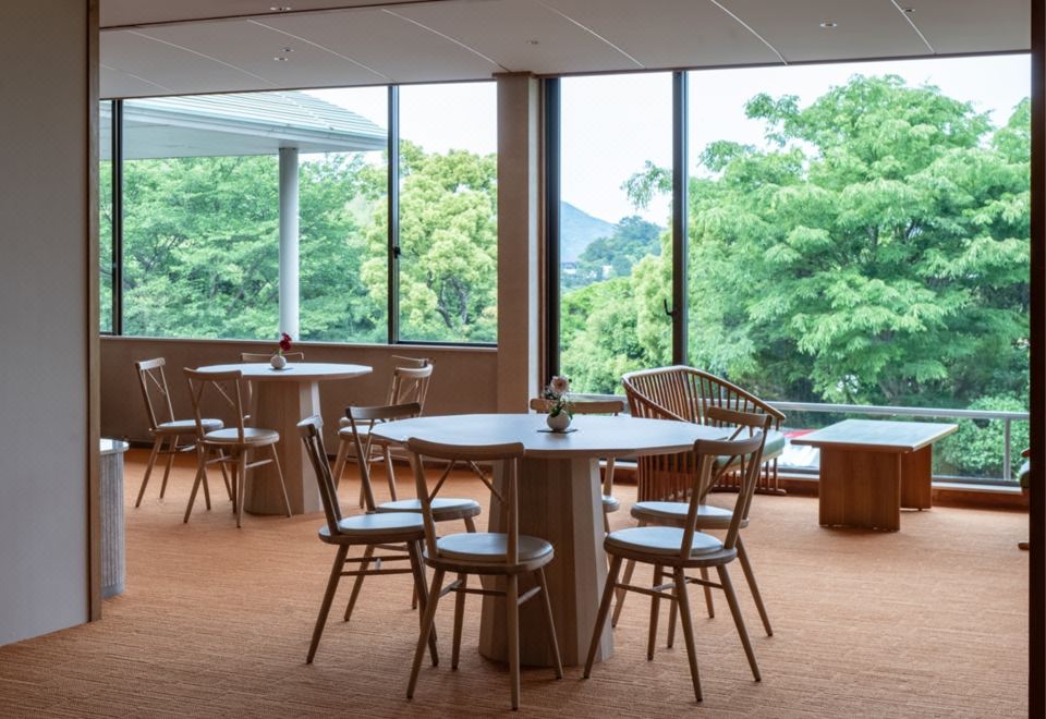 Ryokan Senpokaku Over view