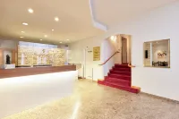 เซนทรัล ซิตี้ โรงแรม โรชาท