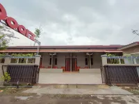 RedDoorz Syariah Near Exit Tol Pemalang Comal 2 Hotels near PodoMoro Copy & Print