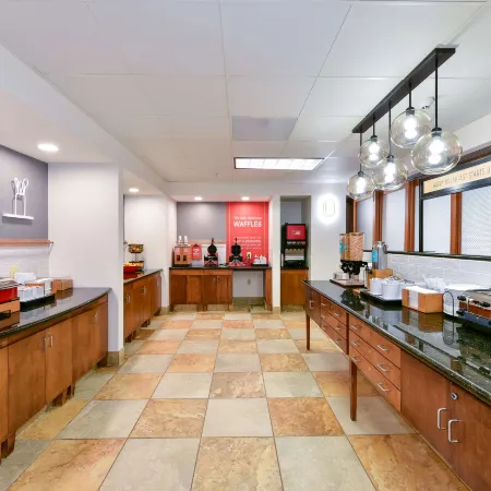 Hampton Inn & Suites Pittsburg