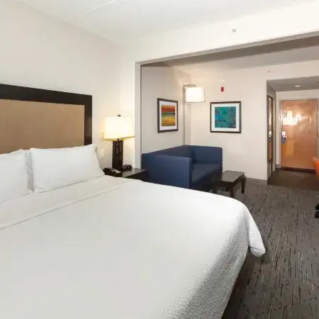 Holiday Inn Express & Suites JACKSONVILLE AIRPORT by IHG