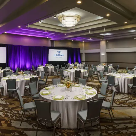 Hilton Phoenix Airport