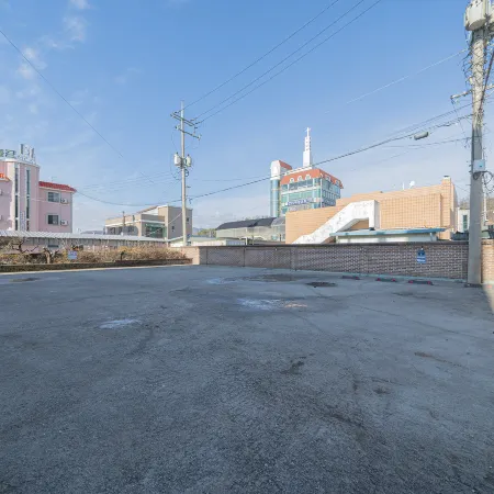 Stay in Pocheon Отели рядом с достопримечательностью «Общественный стадион в Чхорвоне»