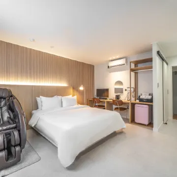 Changwon Jinhae Hotel Pri Berry