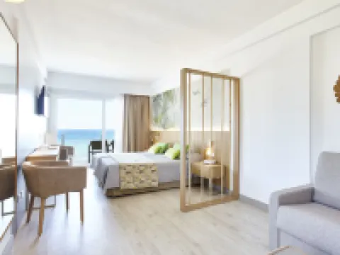 Universal Hotel Castell Royal Hotels in Canyamel