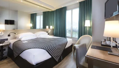 Hotel Acanthe - Boulogne Billancourt