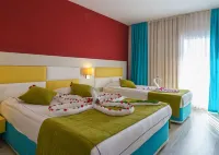 Side Win Hotel