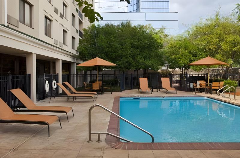 Courtyard New Orleans Metairie photo 4