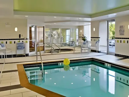 Fairfield Inn & Suites Omaha Downtown Отели рядом с Аэропорт Эпплей-Эйрфилд