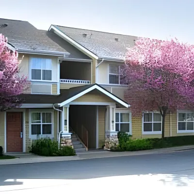 TownePlace Suites Seattle Southcenter Отели рядом с достопримечательностью «Поле для гольфа "Фостер"»