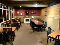 Lakeshore Lodge Hotels in Lakeside