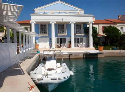 Port Alacati Hotel